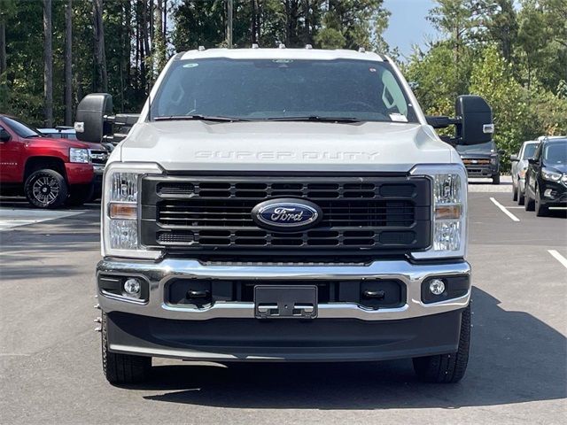 2026 Ford F-350 photo 4