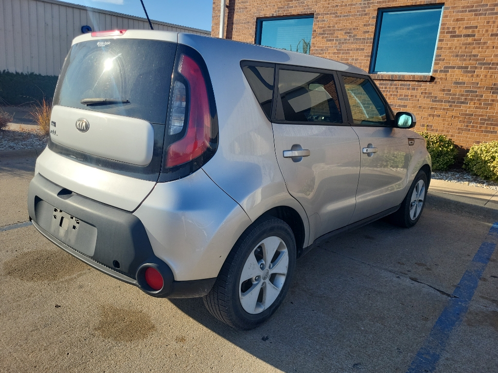 2016 Kia Soul Base photo 3