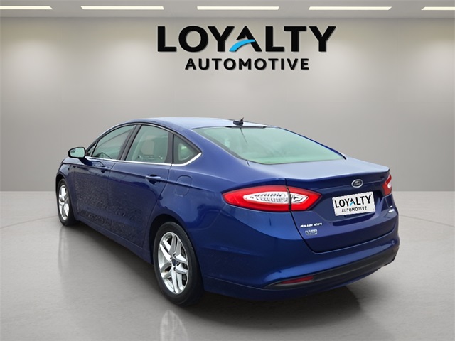 2014 Ford Fusion SE photo 3