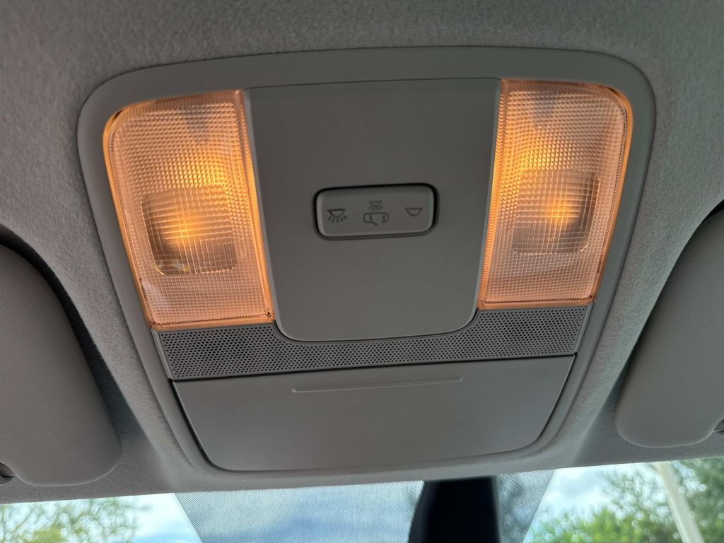 2022 Kia Forte LXS photo 34