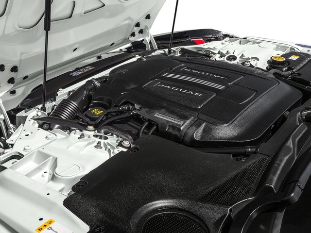 2017 Jaguar F-TYPE Premium photo 13