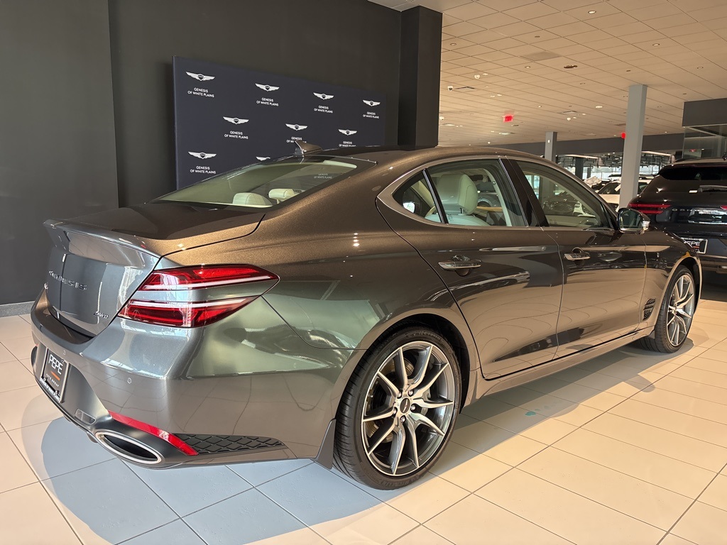 2026 Genesis G70 2.5T Prestige AWD photo 3