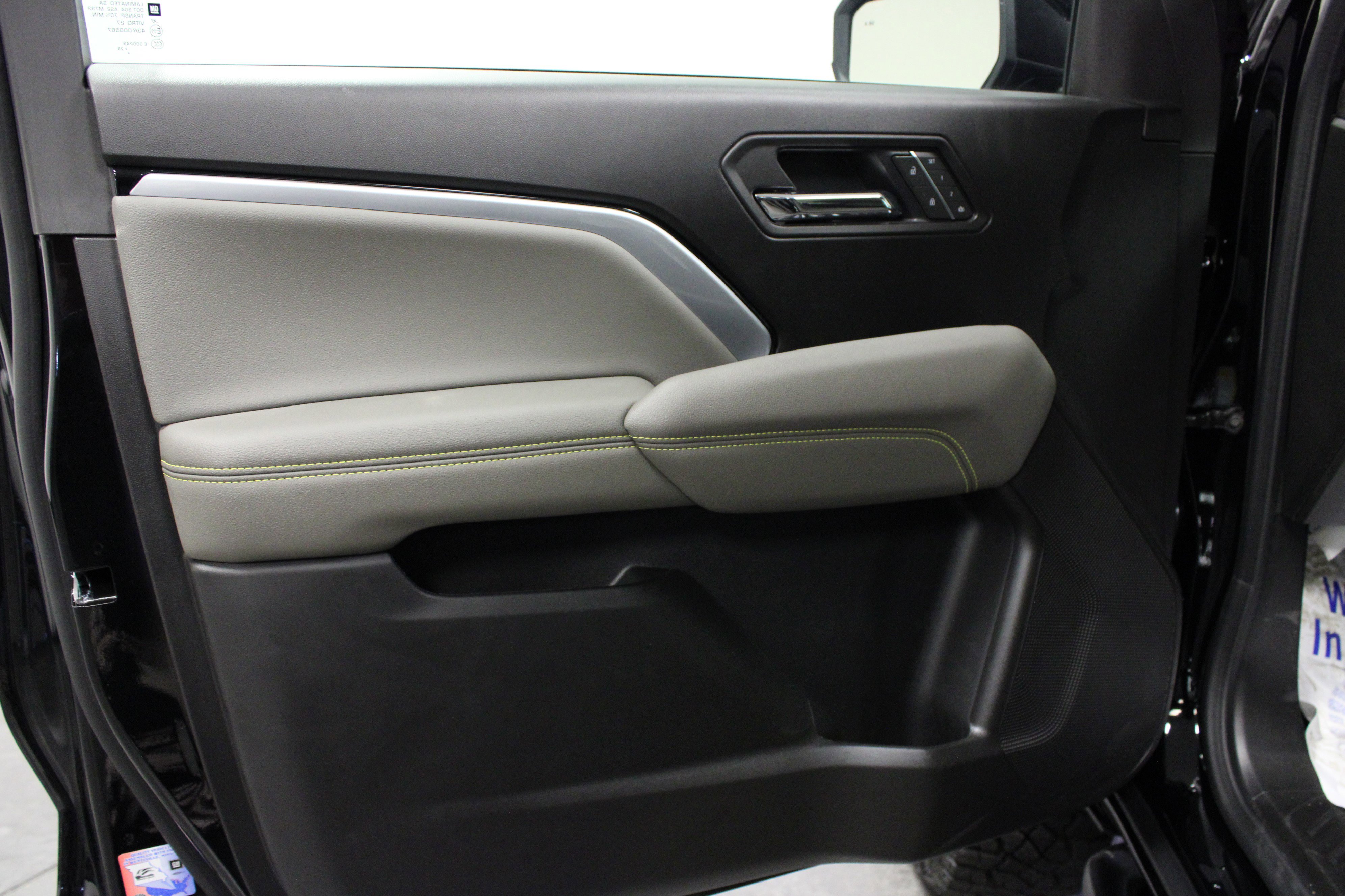 2026 Chevrolet Colorado ZR2 photo 10