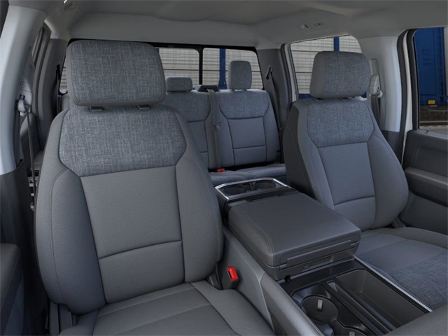 2025 Ford F-150 XLT photo 9