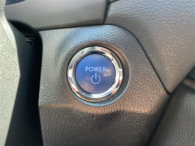 2019 Toyota RAV4 Hybrid XSE photo 26