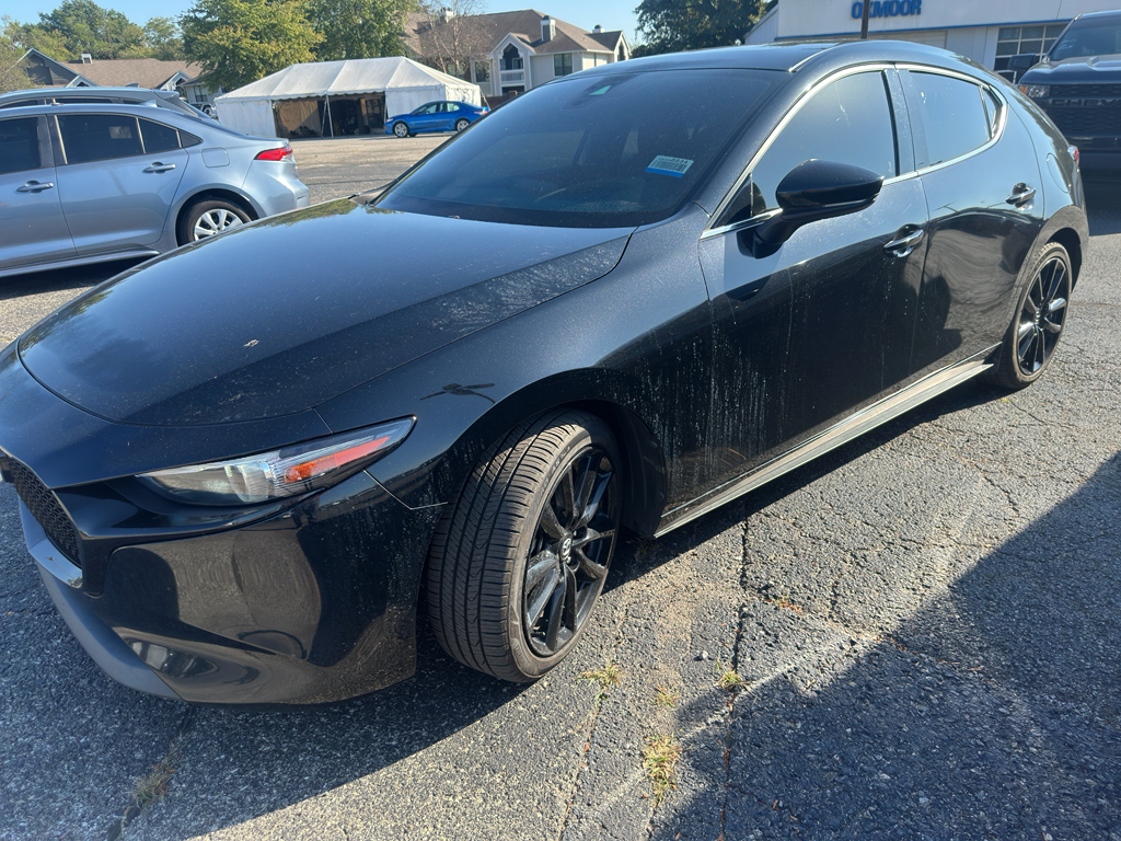 2020 Mazda Mazda3 Hatchback Premium photo 2