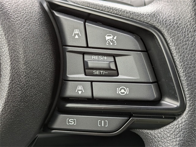 2025 Subaru Crosstrek Premium photo 16