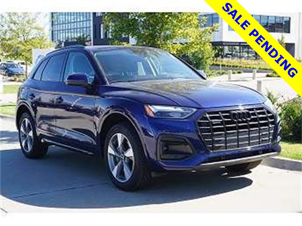 2025 Audi Q5 Premium's photo