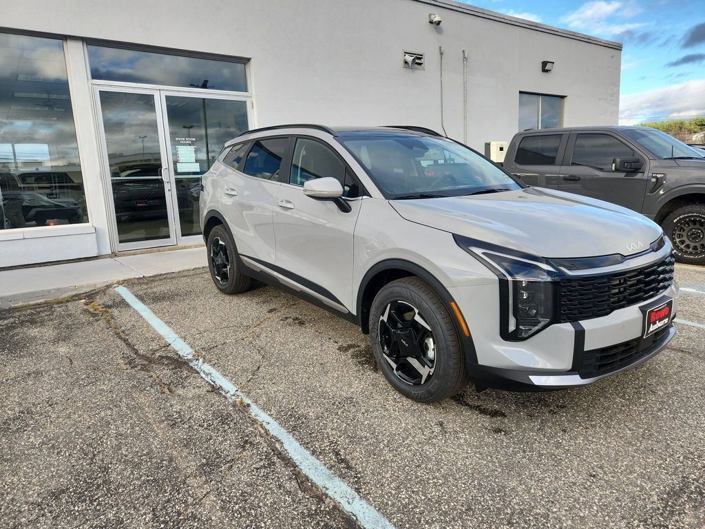 2026 Kia Sportage EX's photo
