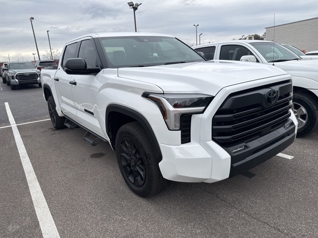 2025 Toyota Tundra SR5's photo
