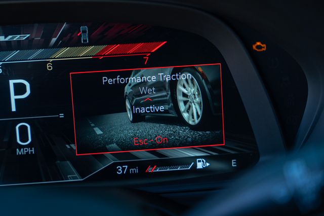 2023 Cadillac CT4 photo 25