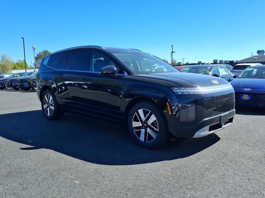 2026 Hyundai Ioniq SEL photo 3