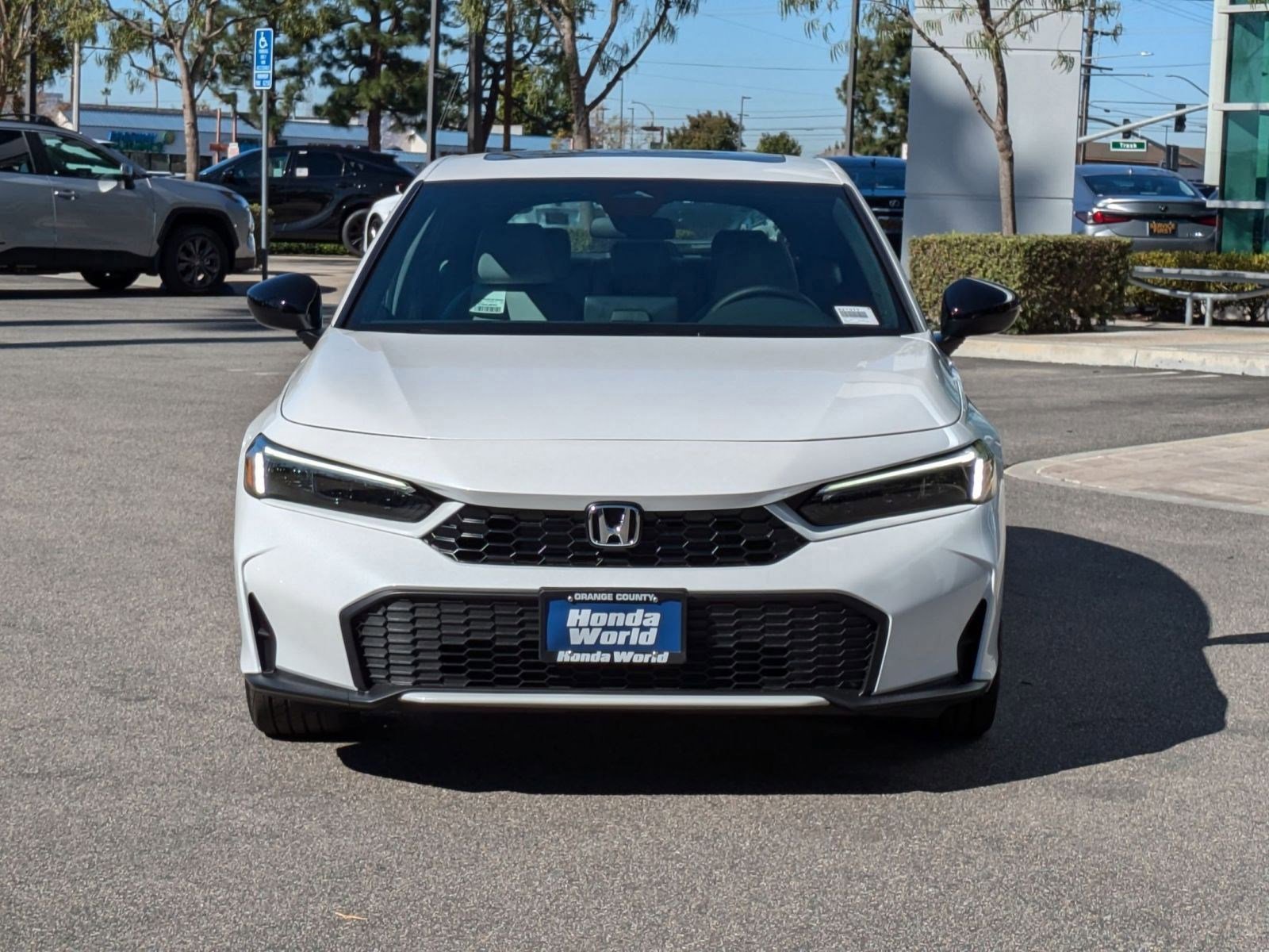 2026 Honda Civic Hatchback Sport Hybrid photo 2