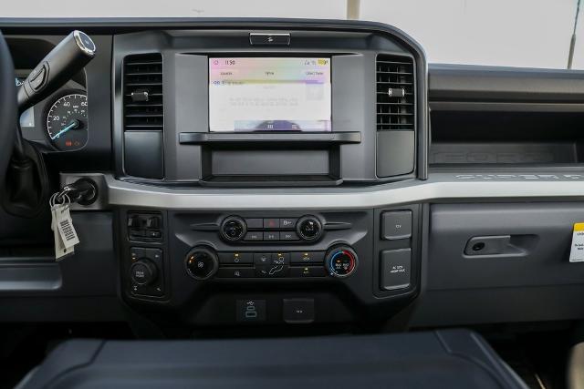 2025 Ford F-250 Super Duty XL - Photo 75
