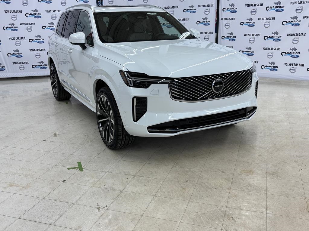 2026 Volvo XC90 Plus's photo