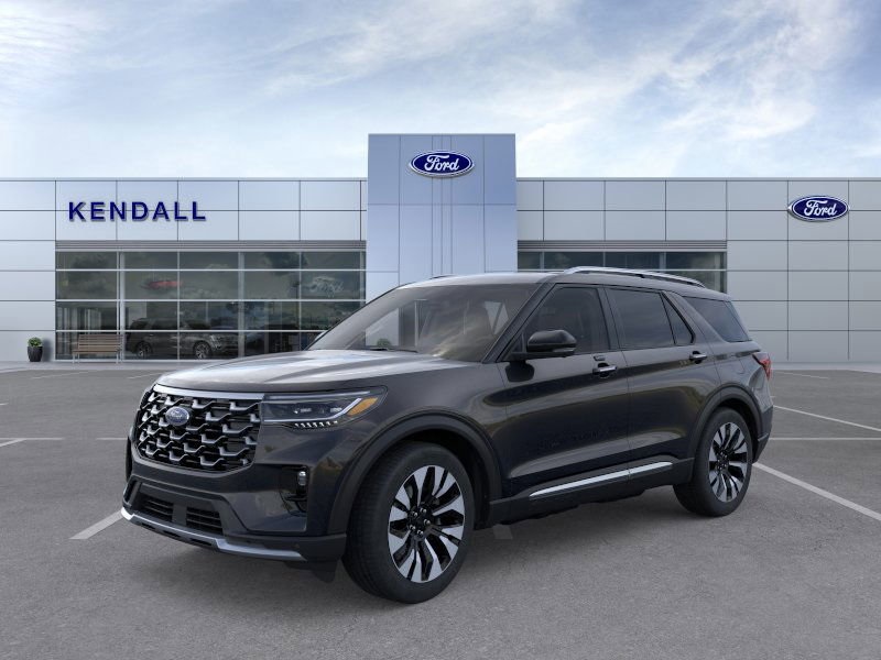 2026 Ford Explorer Platinum's photo