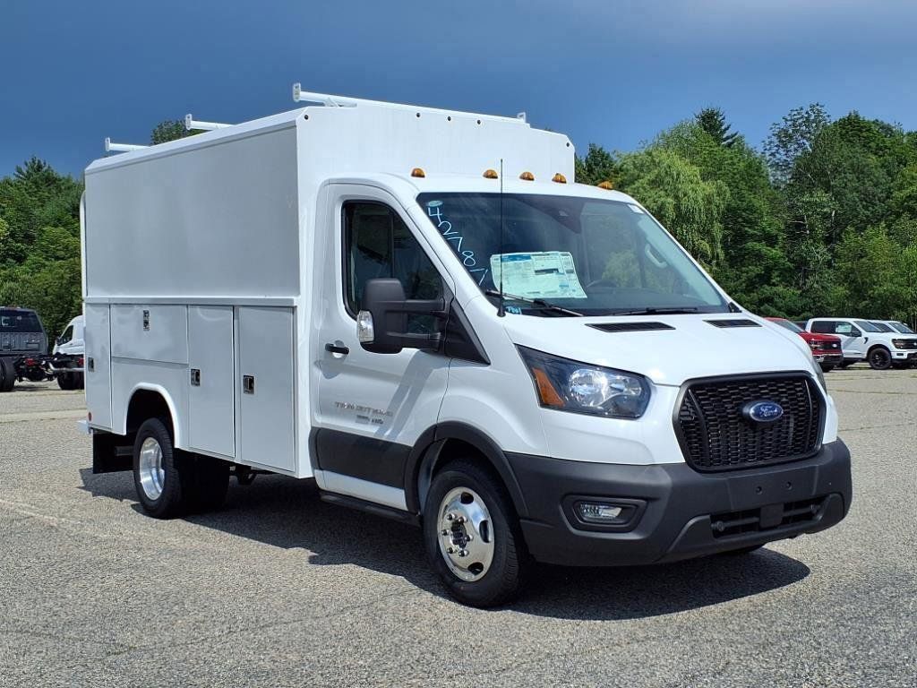 2025 Ford Transit photo 21