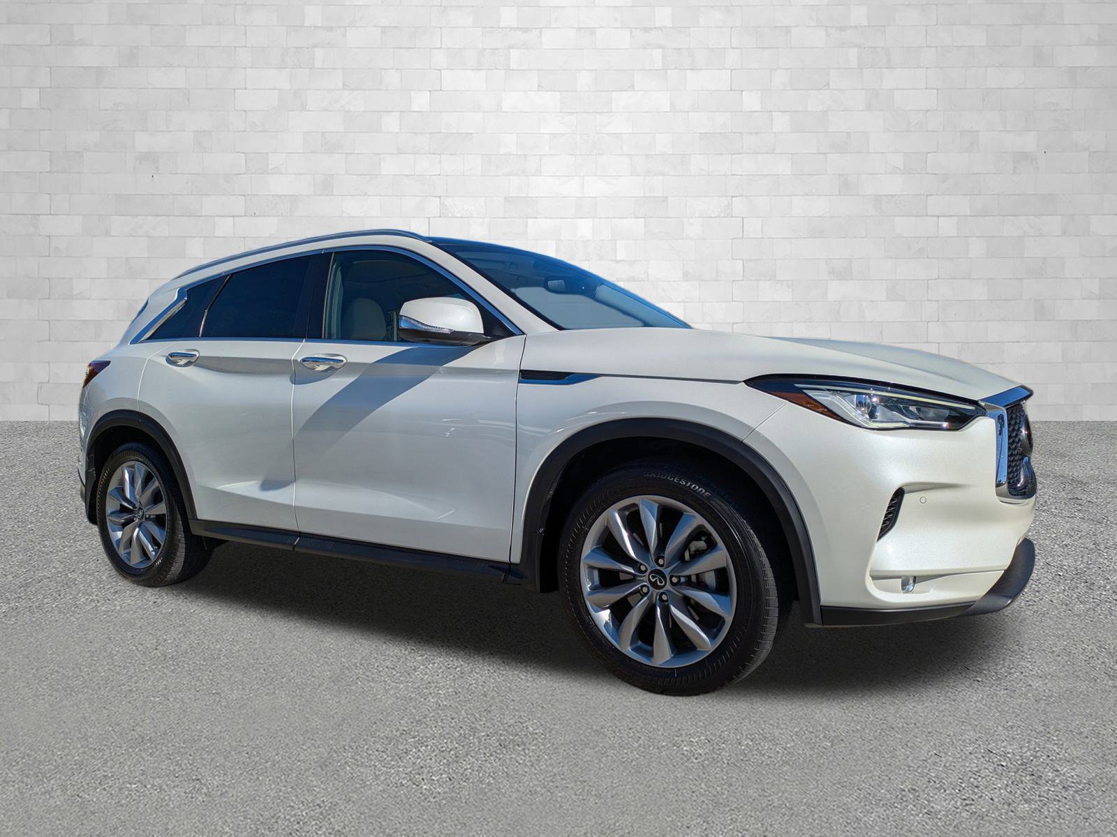2022 INFINITI QX50 Essential
