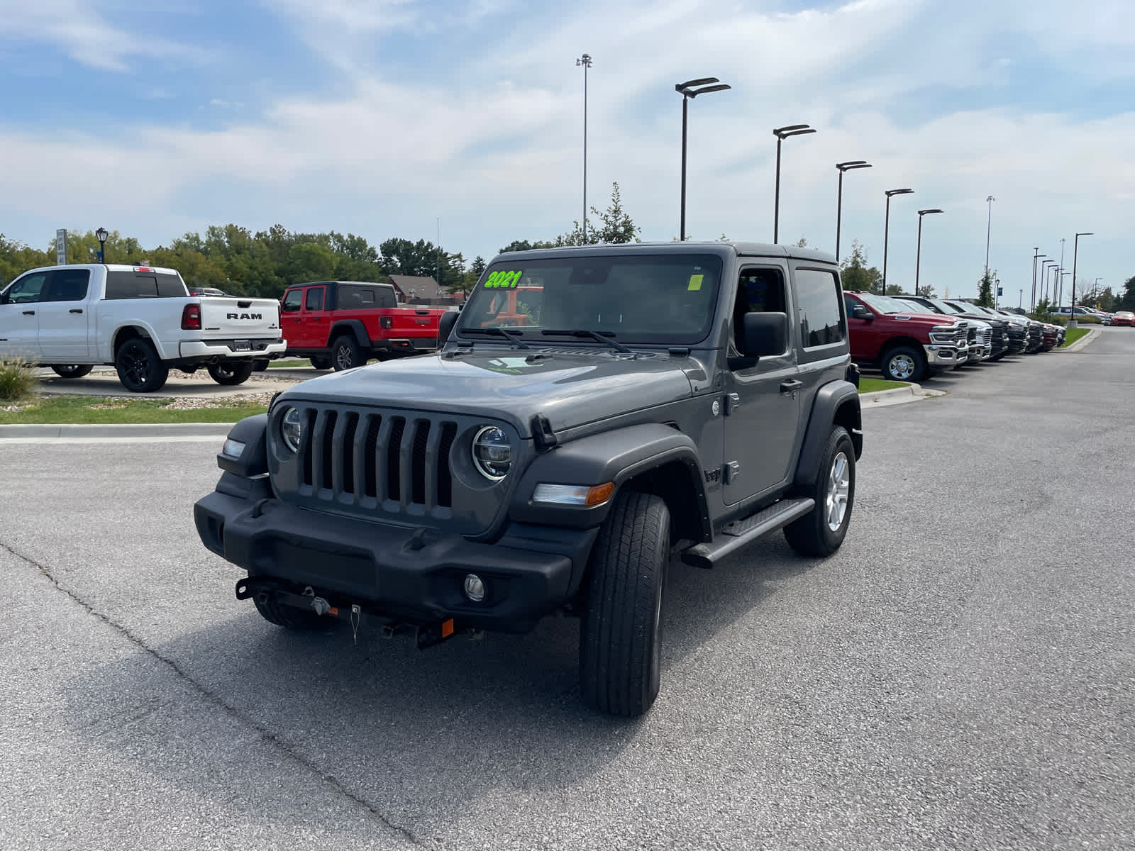 2021 Jeep Wrangler Sport S photo 4