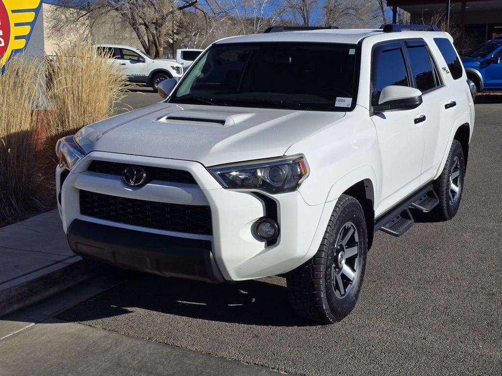 2019 Toyota 4Runner TRD Off-Road's photo