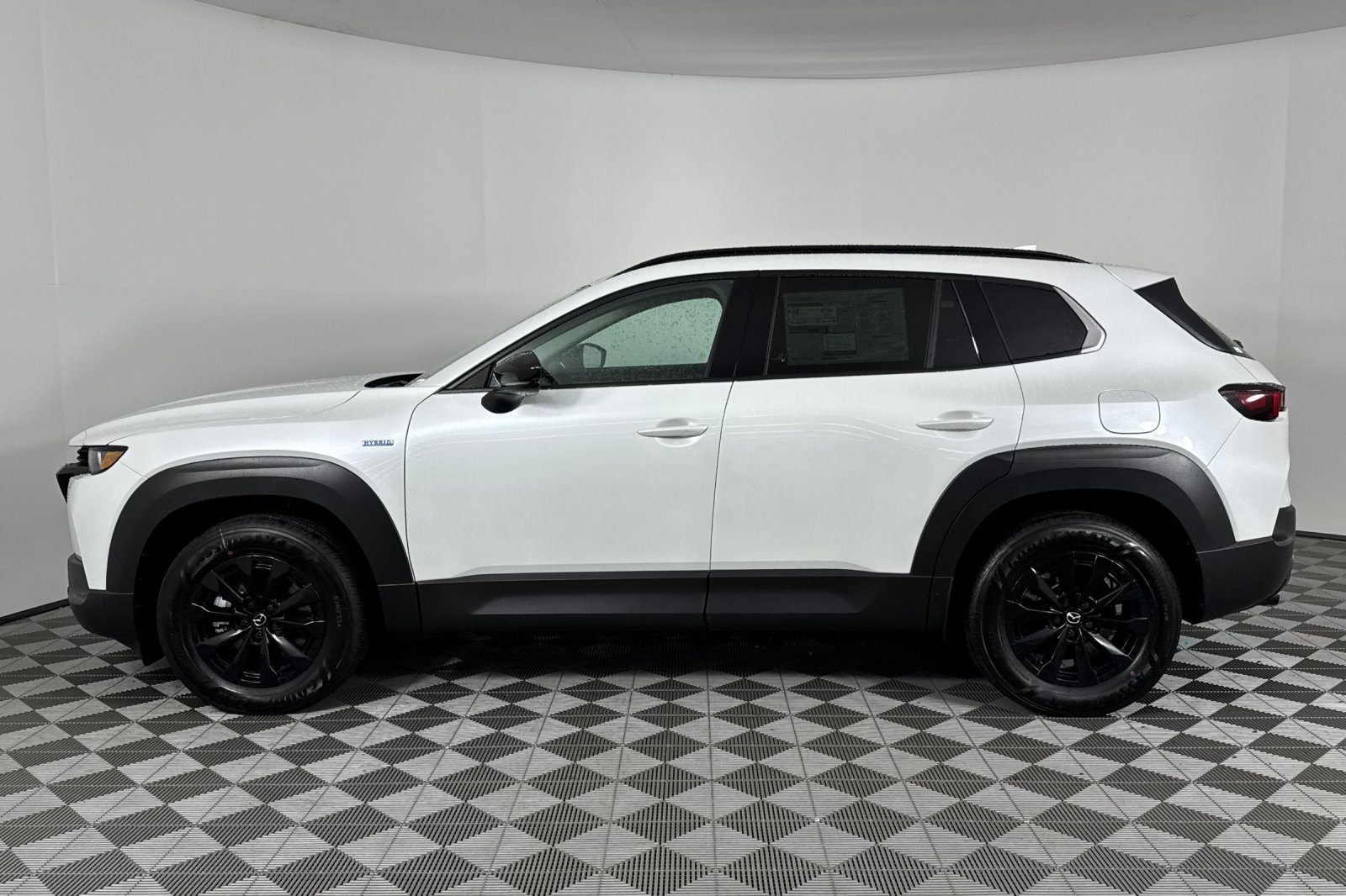 2025 Mazda CX-50 Premium photo 5