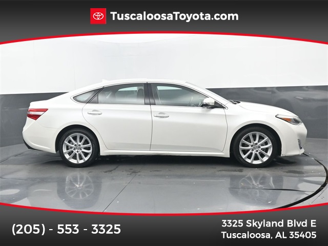 2014 Toyota Avalon Limited's photo