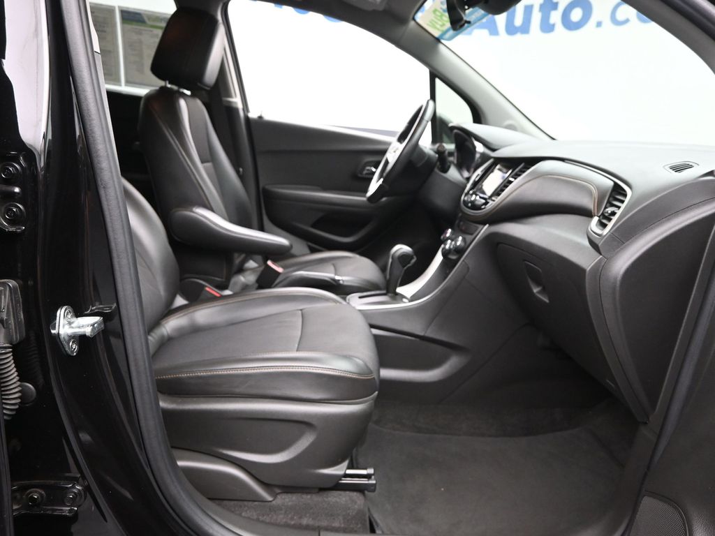 2019 Chevrolet Trax LT photo 5