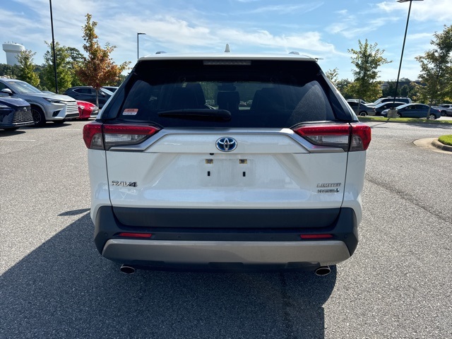 2022 Toyota RAV4 Limited photo 6