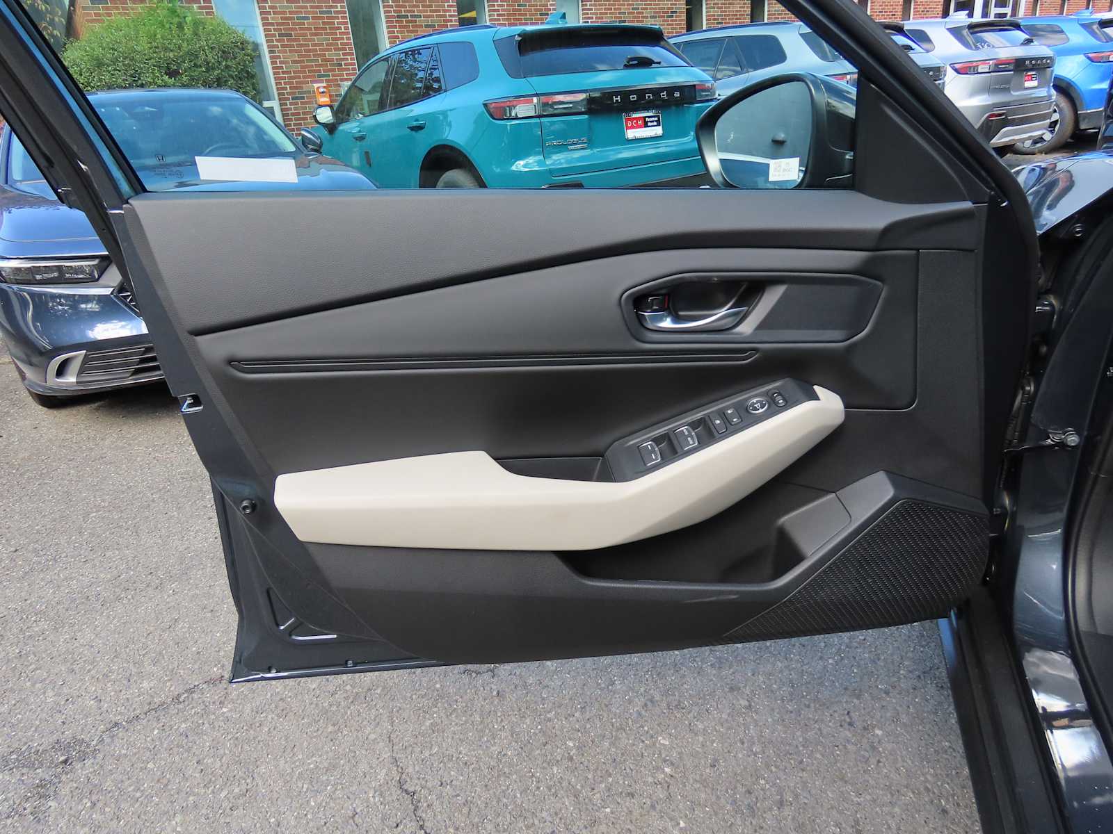 2025 Honda Accord SE photo 13