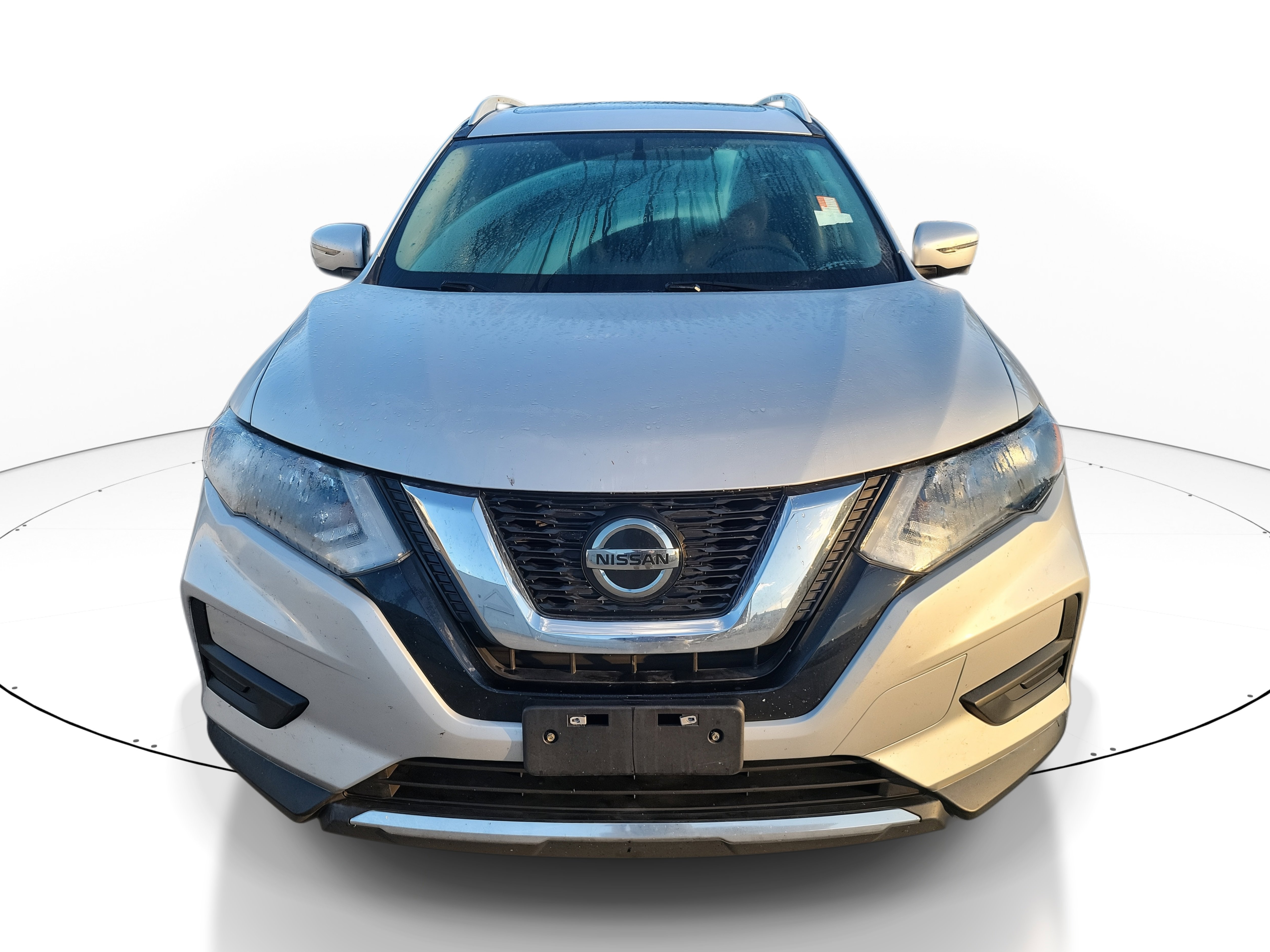 2018 Nissan Rogue SV photo 2