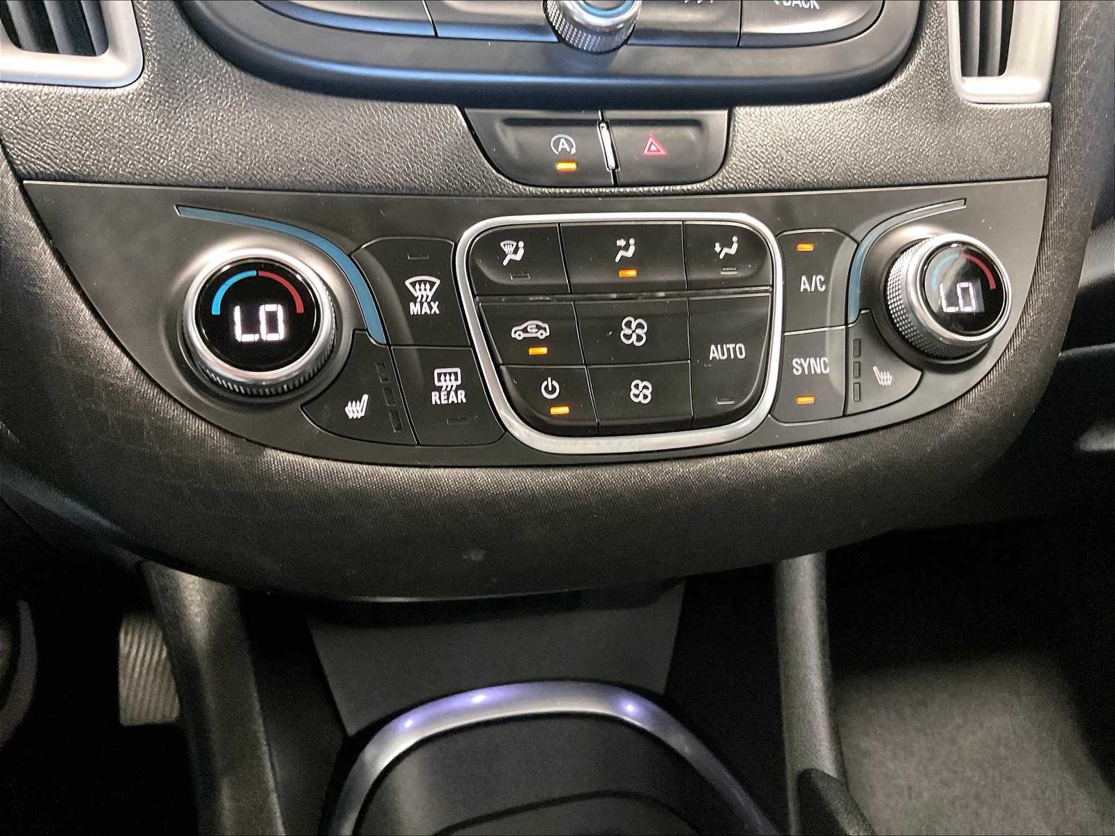 2022 Chevrolet Malibu 1LT photo 24