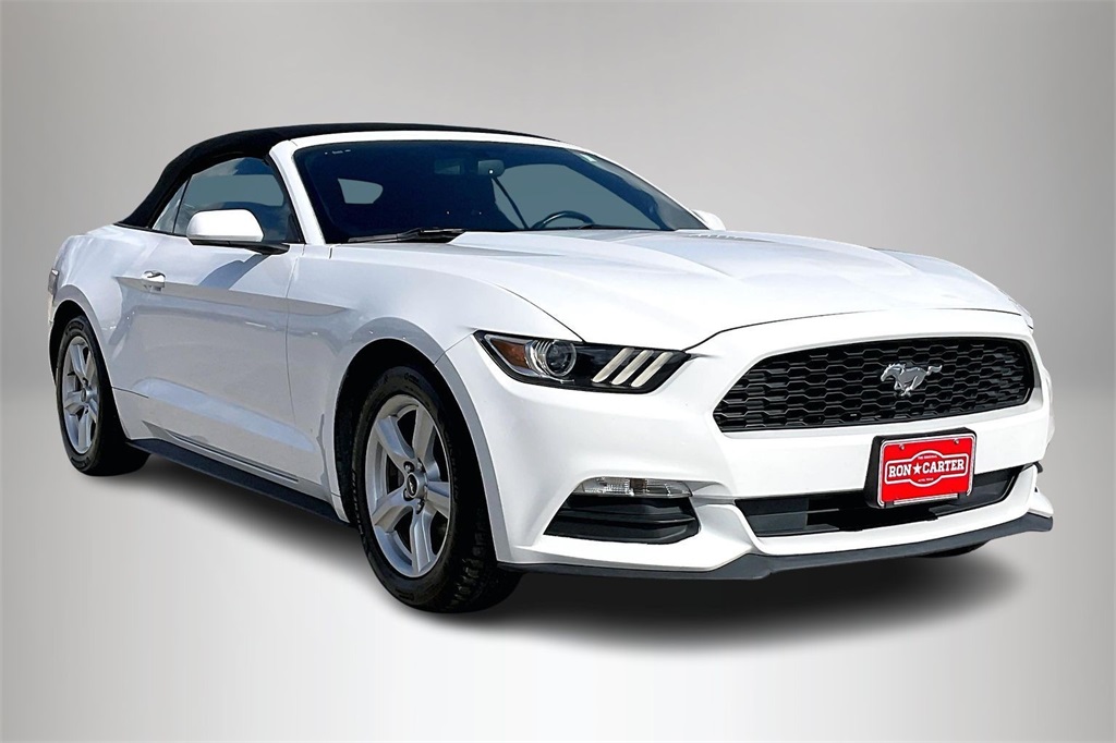 2016 Ford Mustang V6's photo