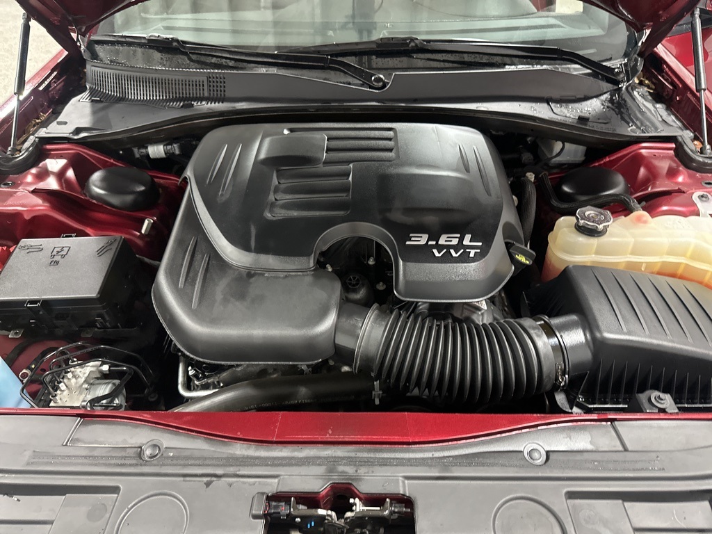 2022 Chrysler 300 S photo 11