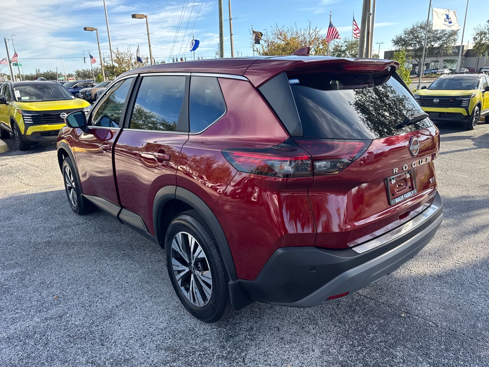 2023 Nissan Rogue SV photo 4