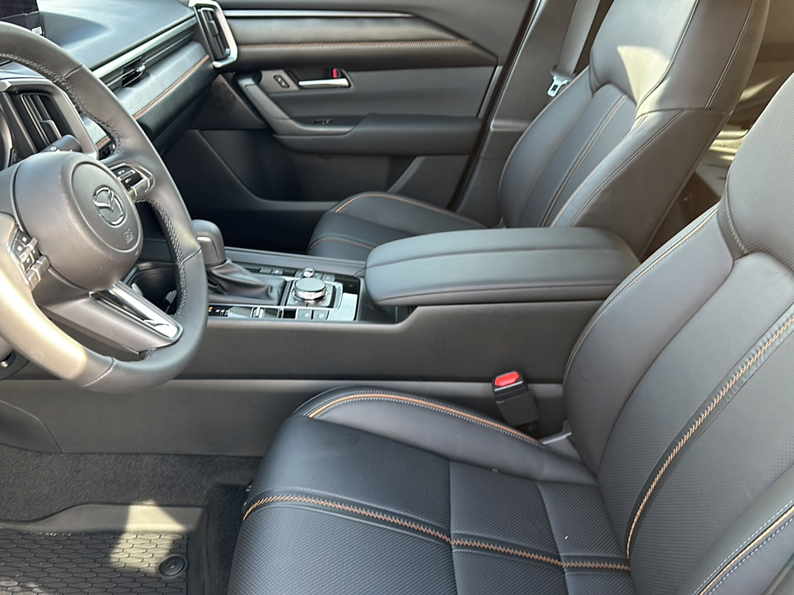 2025 Mazda CX-50 Premium photo 2