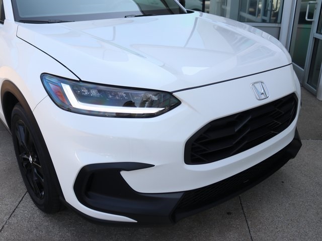 2026 Honda HR-V Sport photo 3