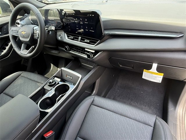 2026 Chevrolet Equinox LT photo 17