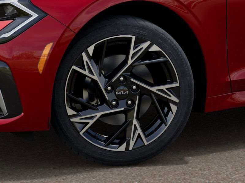 2025 Kia K5 GT-Line photo 9