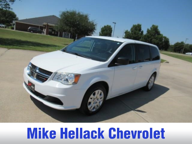 2018 Dodge Grand Caravan SE photo 3