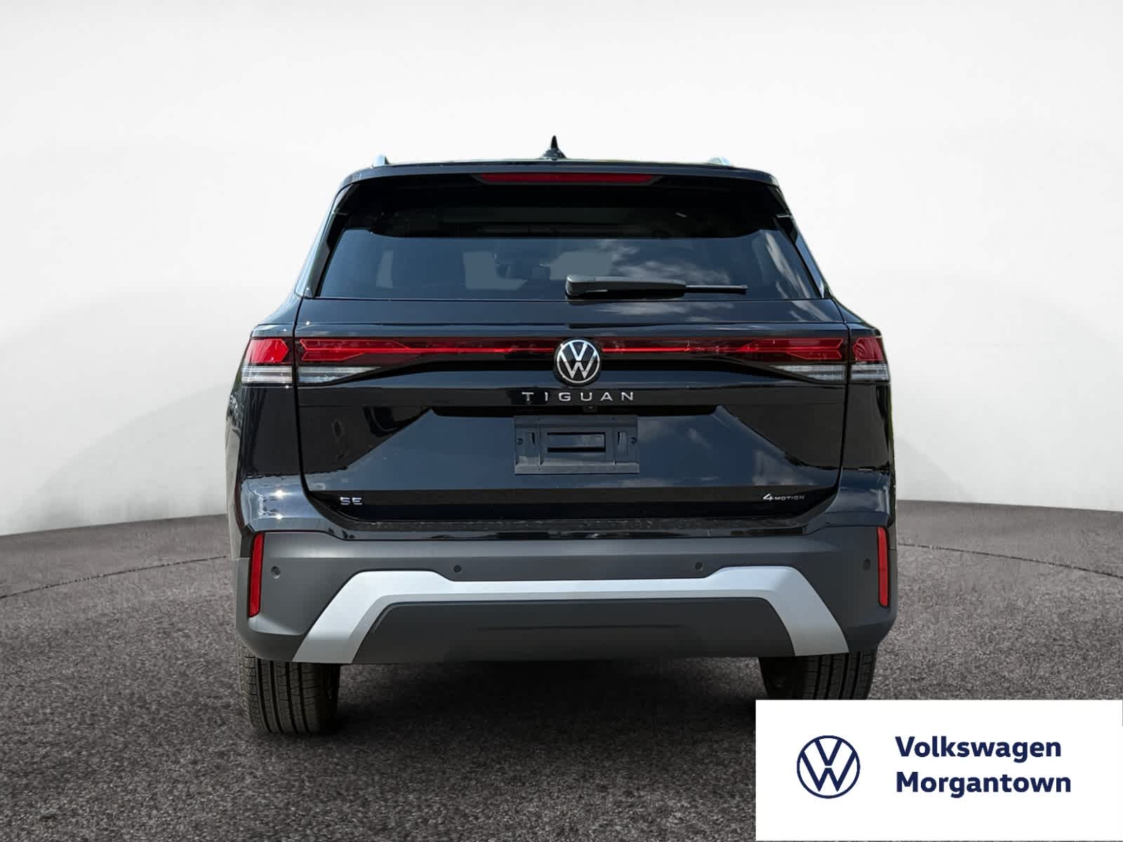 2025 Volkswagen Tiguan SE photo 4