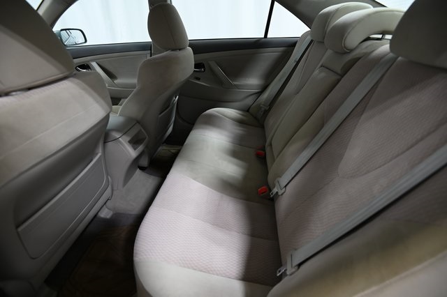 2011 Toyota Camry photo 5