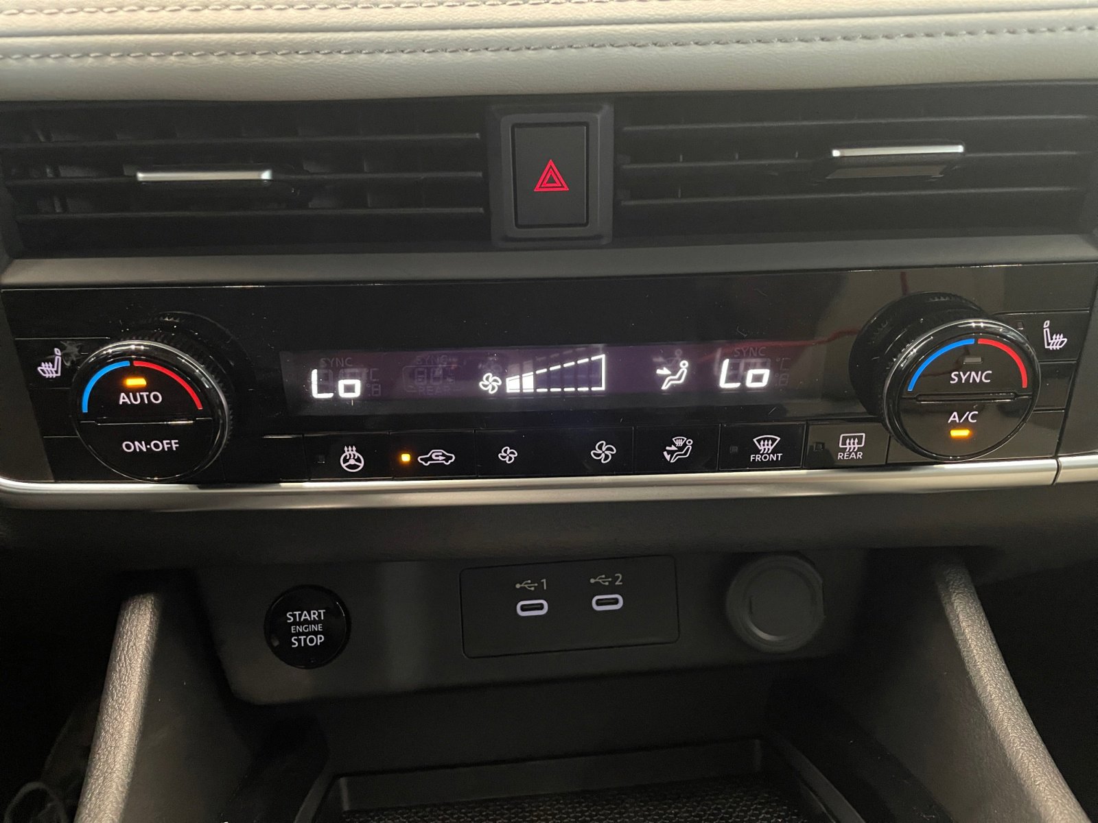 2025 Nissan Rogue SV photo 16