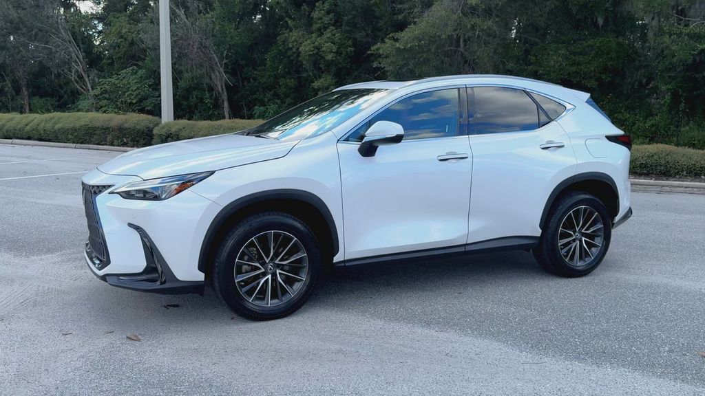 2022 Lexus NX 350 Premium photo 4