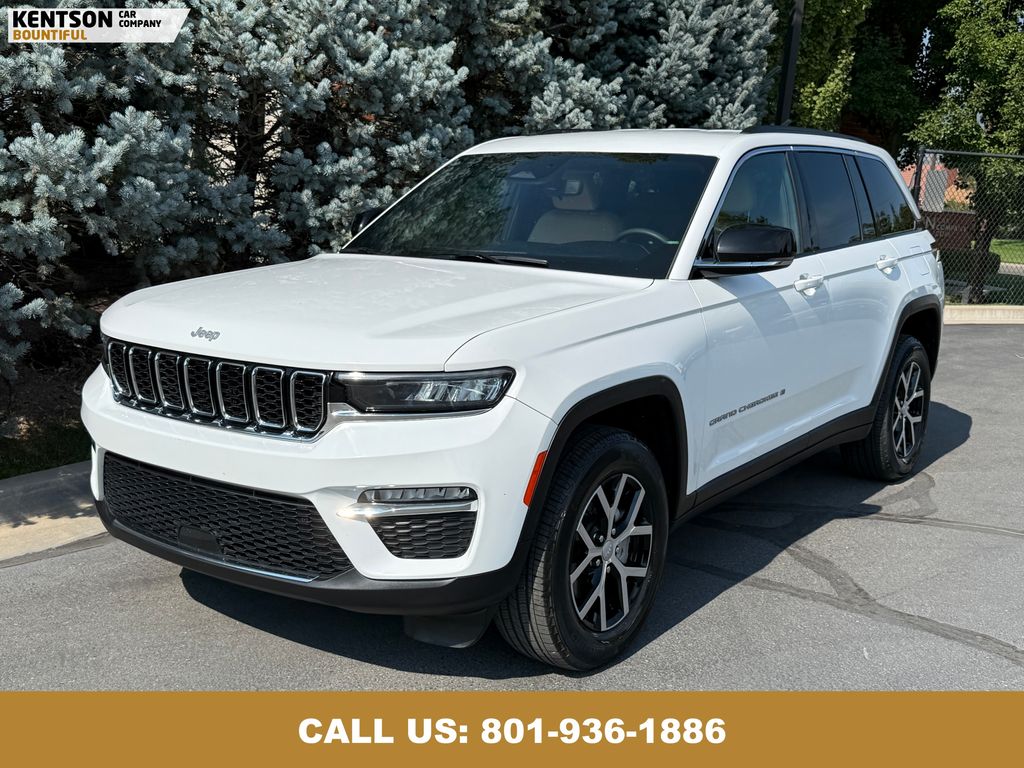 2024 Jeep Grand Cherokee Limited photo 2