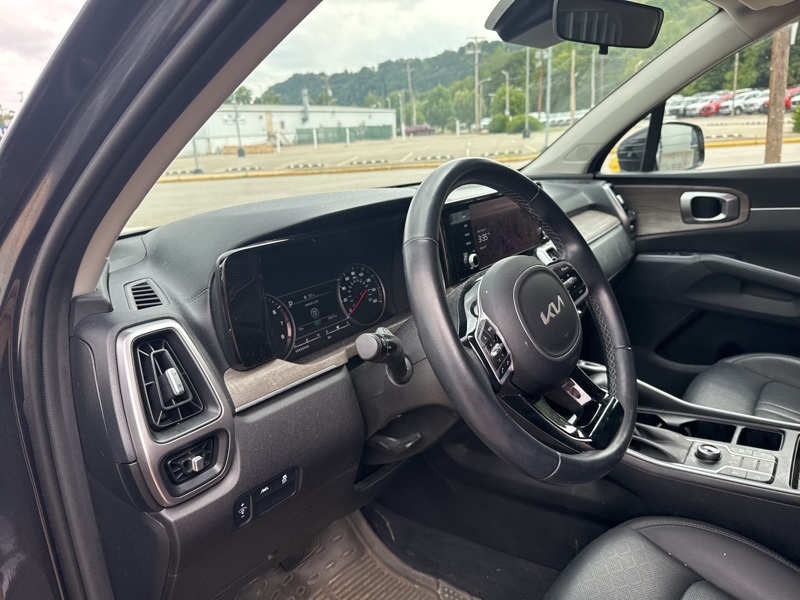 2023 Kia Sorento X-Line S photo 12