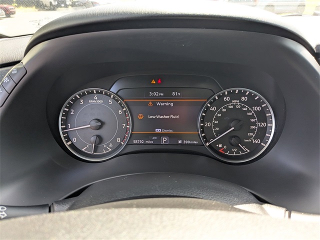 2022 Nissan Armada SV photo 11