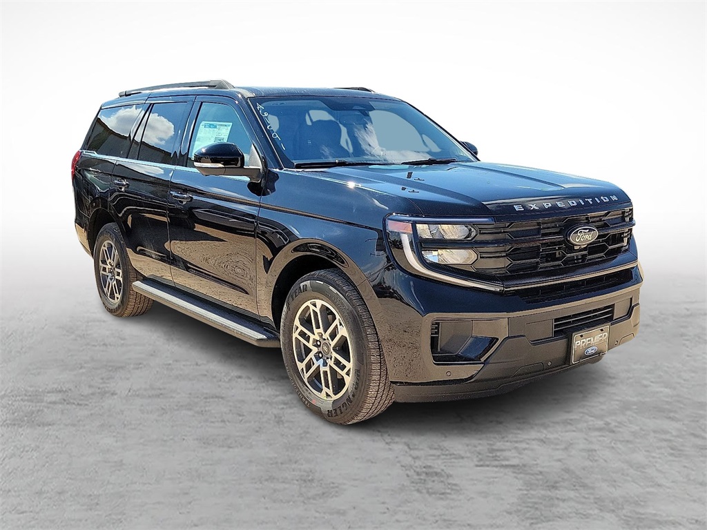 2025 Ford Expedition Active's photo