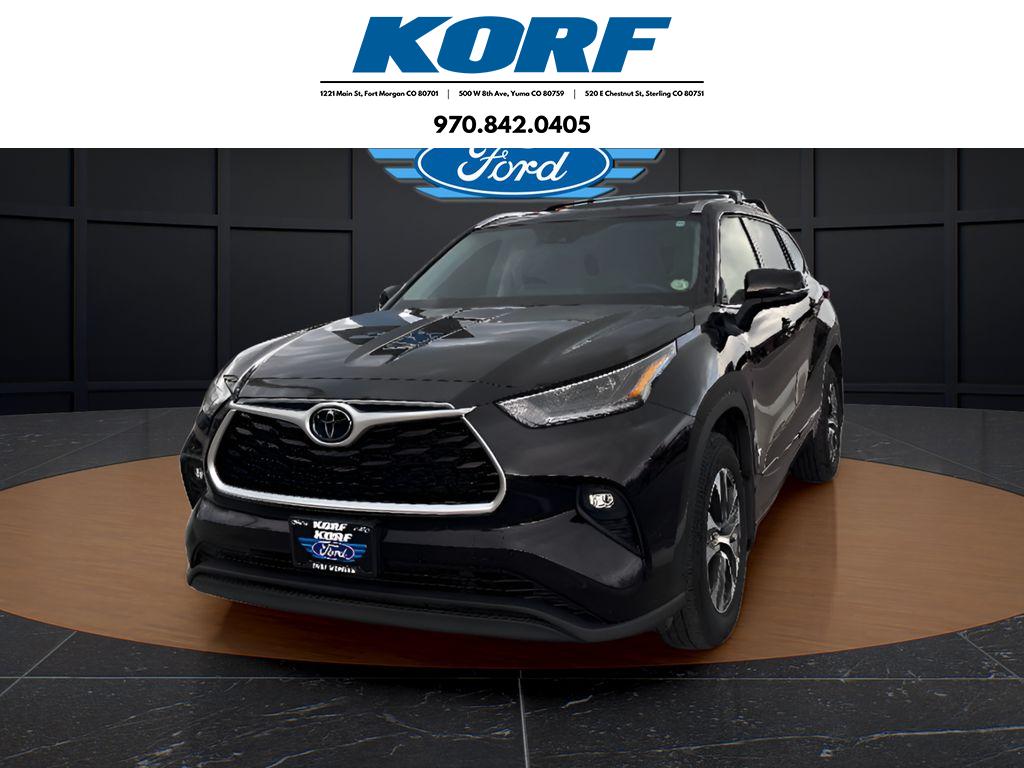 2021 Toyota Highlander XLE's photo
