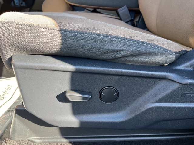 2023 Ford F-150 XLT photo 18