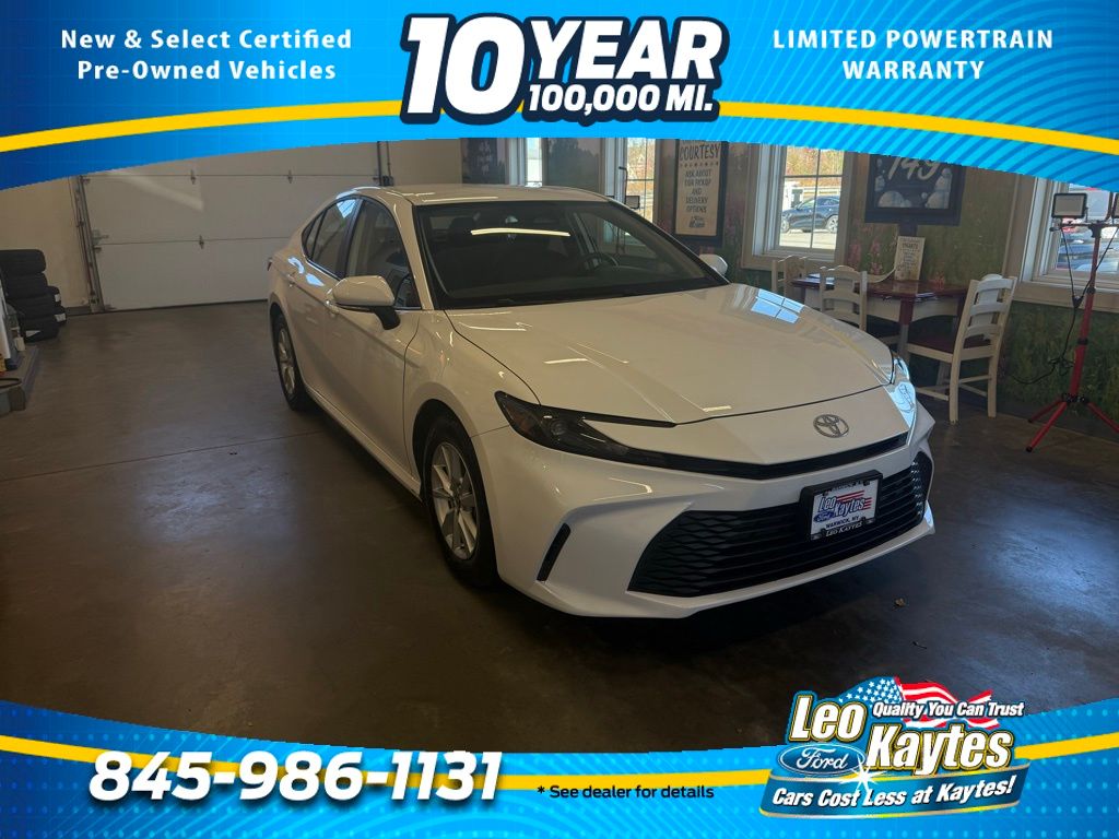 2025 Toyota Camry LE